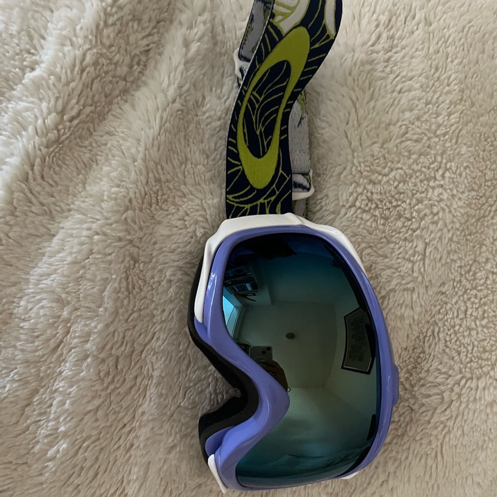 Oakley polarized goggles